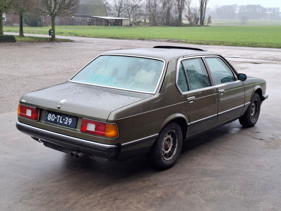 BMW E23 730 (1977) - Image 2