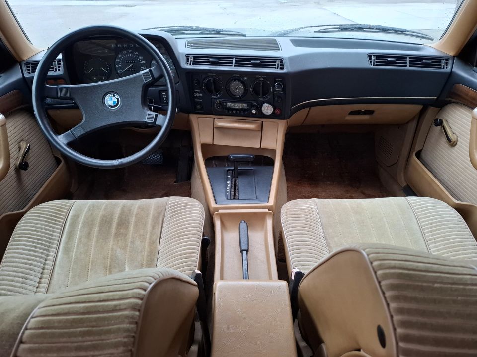 BMW E23 730 (1977) - Image 3